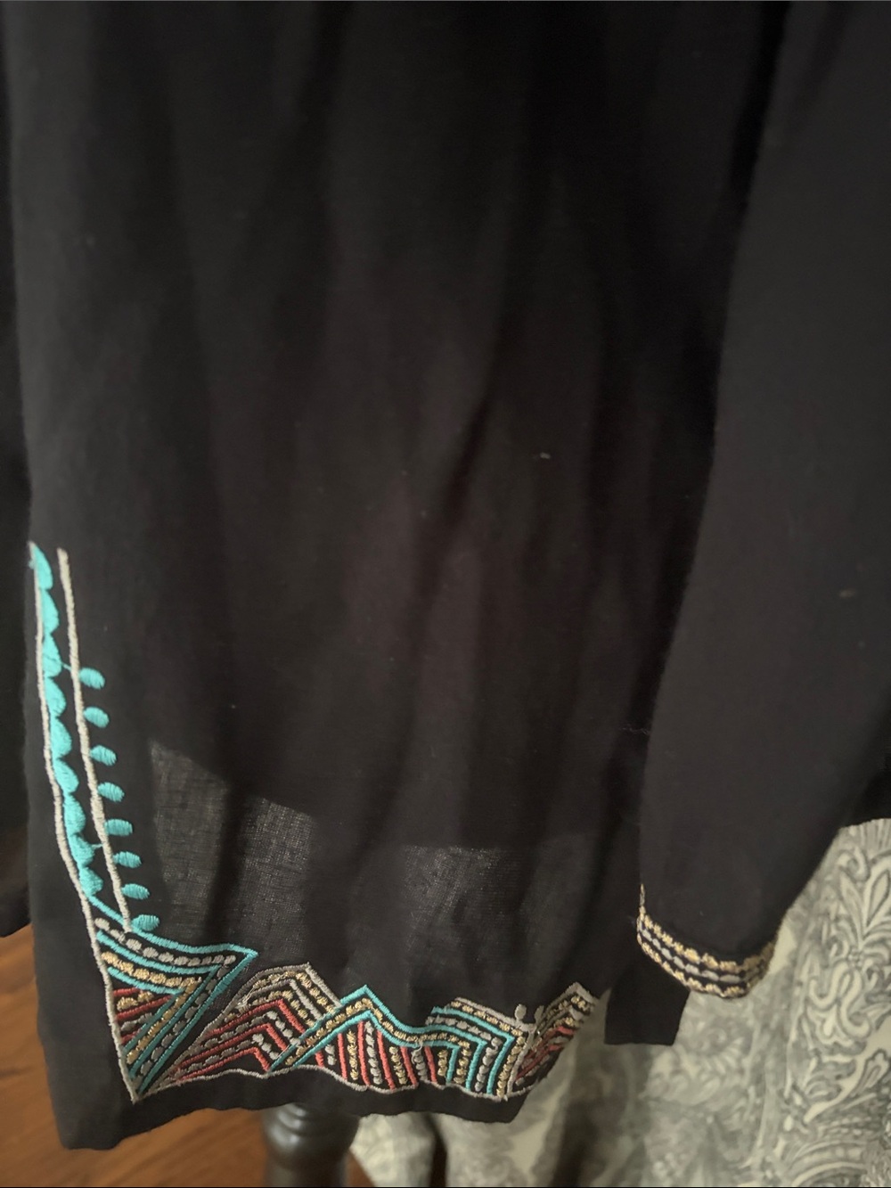 Embroidered and beaded top - Picture 4 of 8